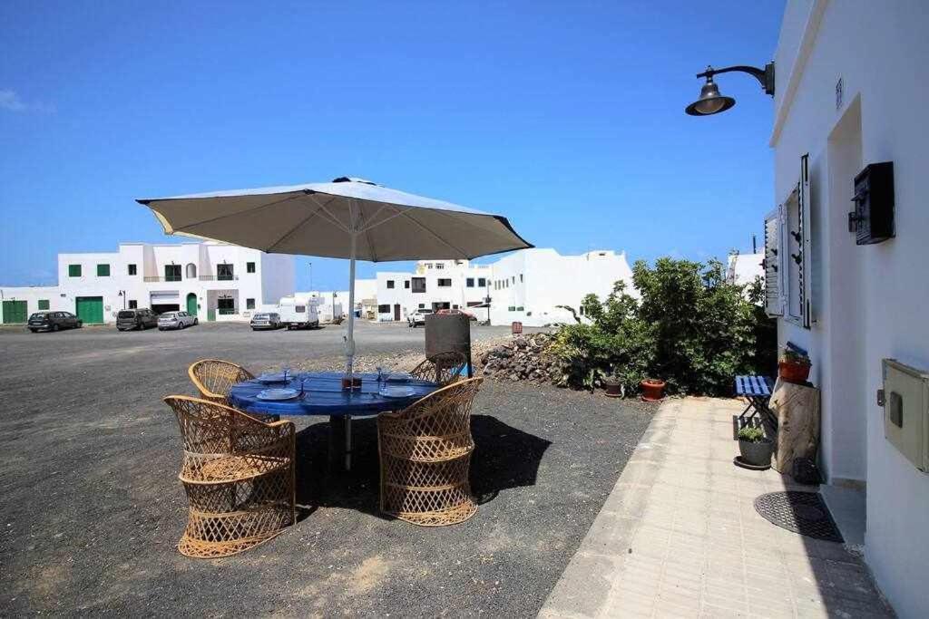Casa Alejandra Con Terraza Y Barbacoa Villa El Golfo Exteriör bild