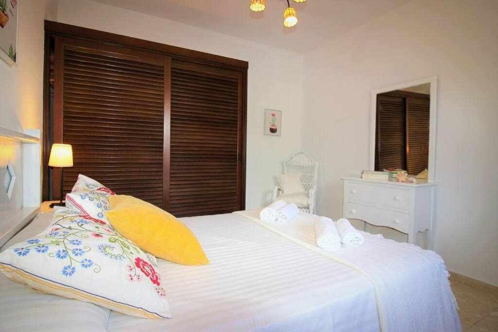 Casa Alejandra Con Terraza Y Barbacoa Villa El Golfo Exteriör bild
