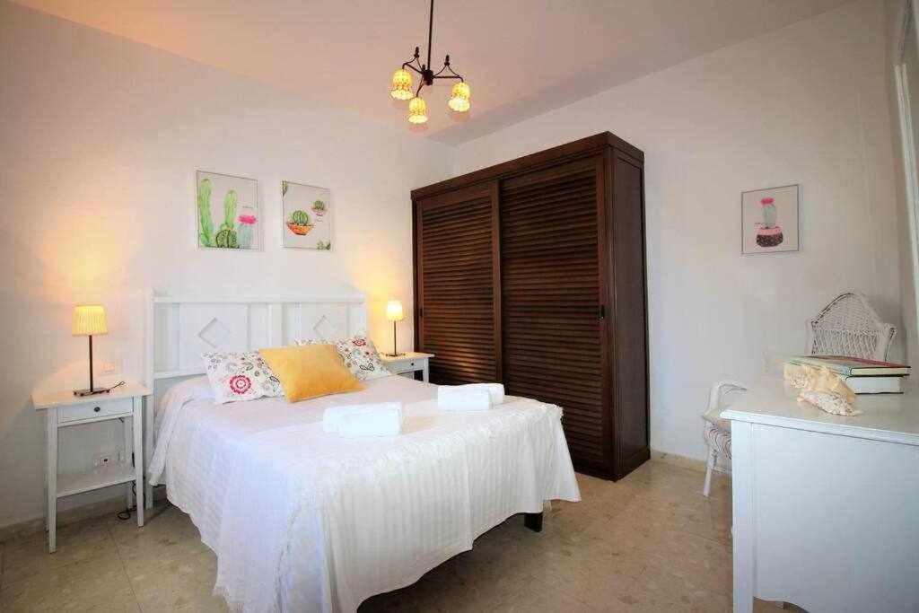 Casa Alejandra Con Terraza Y Barbacoa Villa El Golfo Exteriör bild